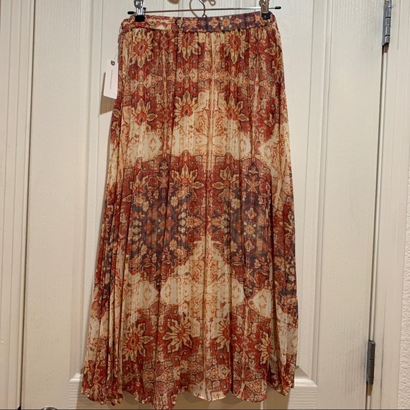 Anthropologie NWT Laurel Canyon Long Skirt Pleated - Picture 7 of 10